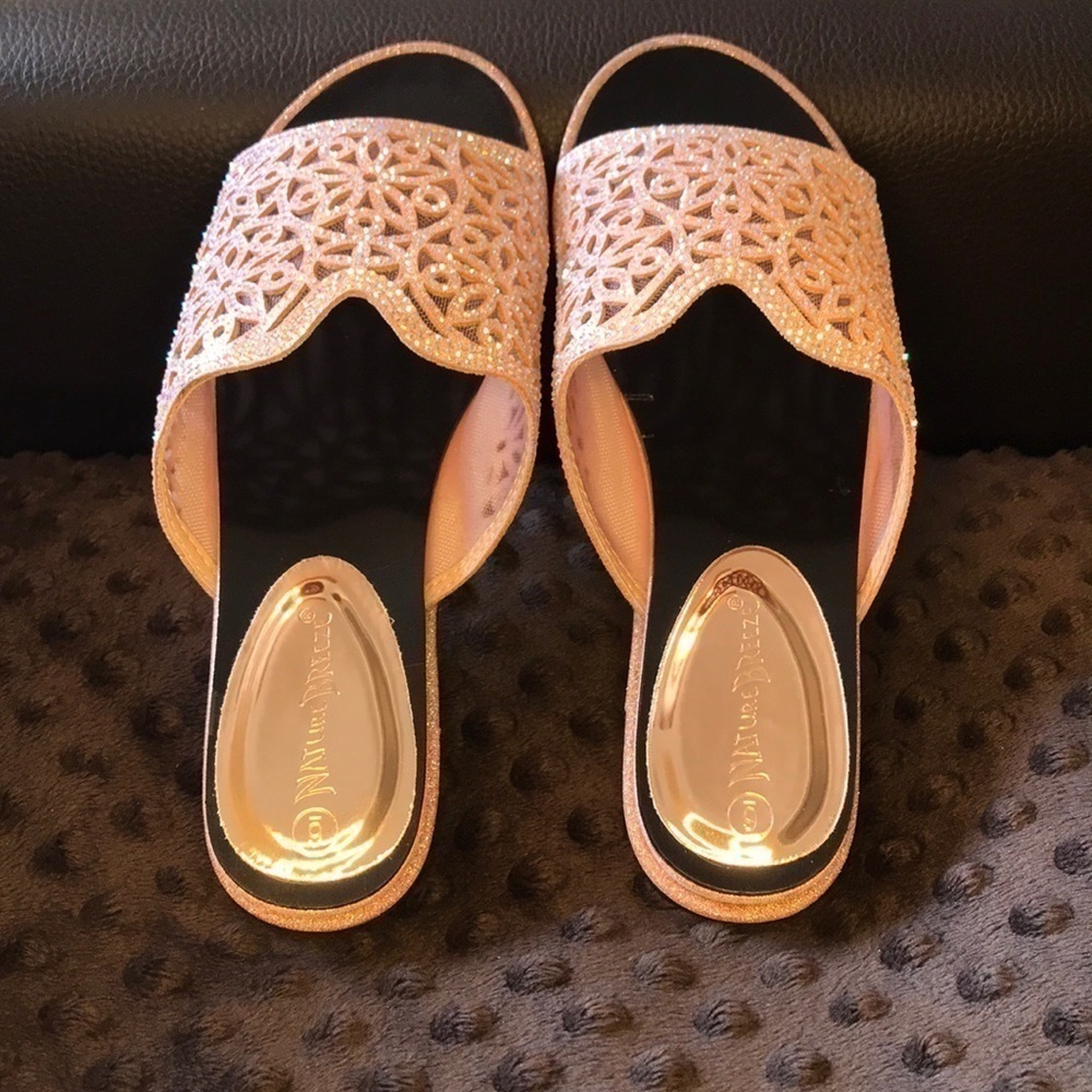 PINK SPARKLE SANDALS✨✨✨